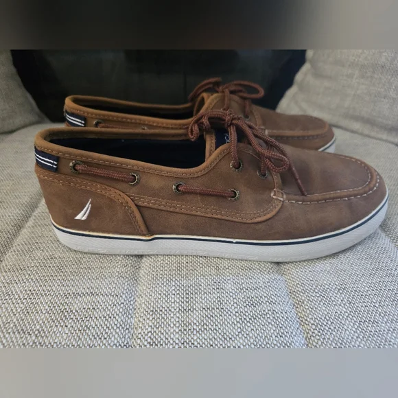 Worn Once Nautica Men's Brown Boat Shoes Size 6 - Picture 7 of 10